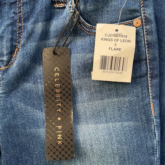 Celebrity Pink 3/26 Kickboot FlareDenim Jeans NWT - Picture 6 of 9